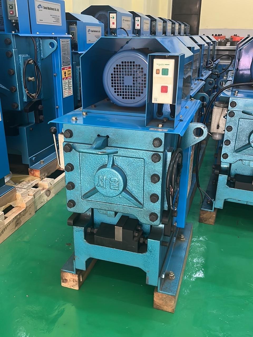 BAR CUTTER SEOUL SUC-35 3 PHASE D35 whatsapp image 2026 08 07 at 15.58.40
